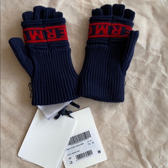 NEW Auth.MONCLER Hat/beanie w/GLOVES/mittens ITALY - Picture 11 of 16